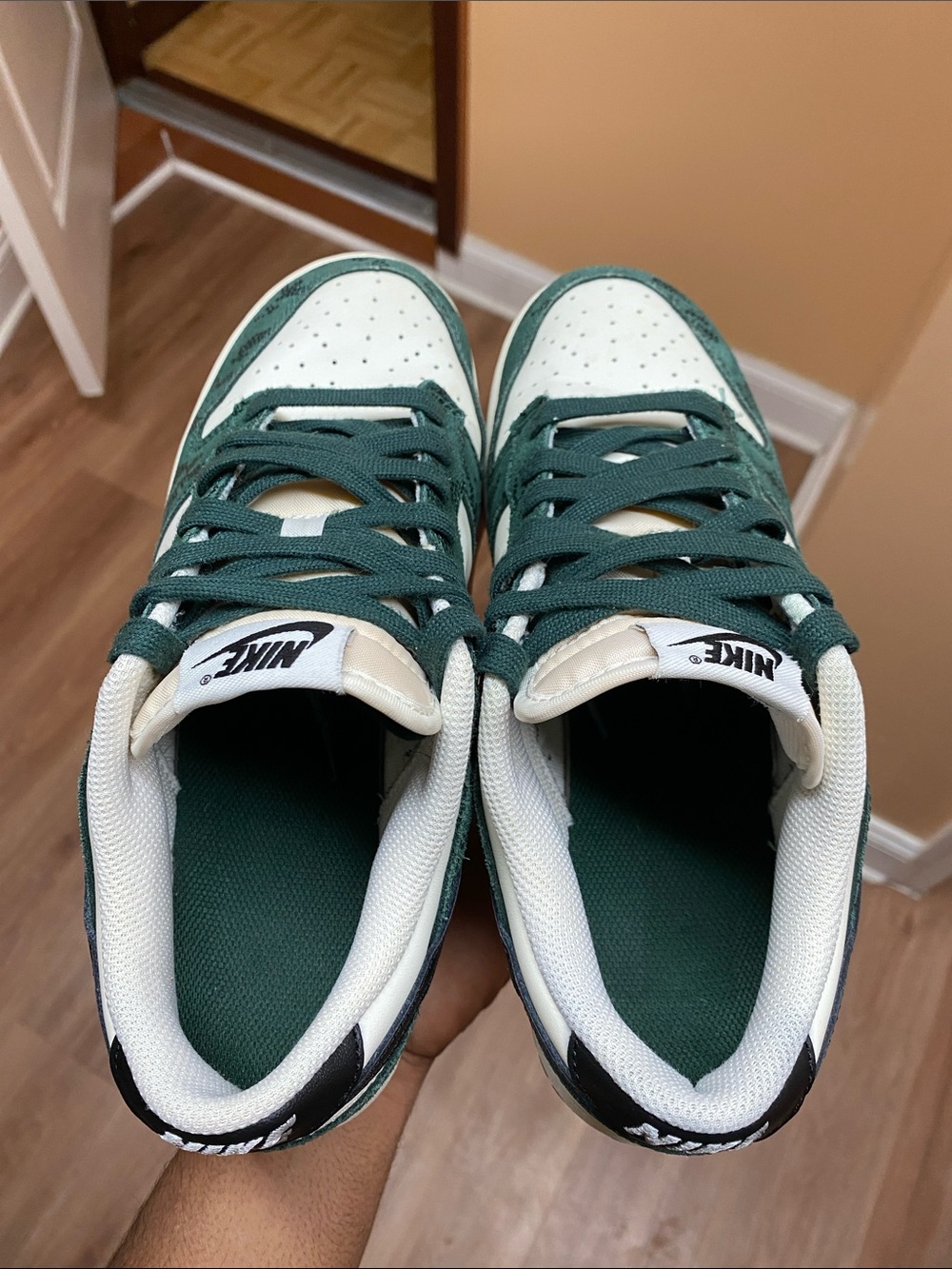 Nike Dunk Low Women's “Green Snake” Size 9 FQ8893-397 - Picture 16 of 17